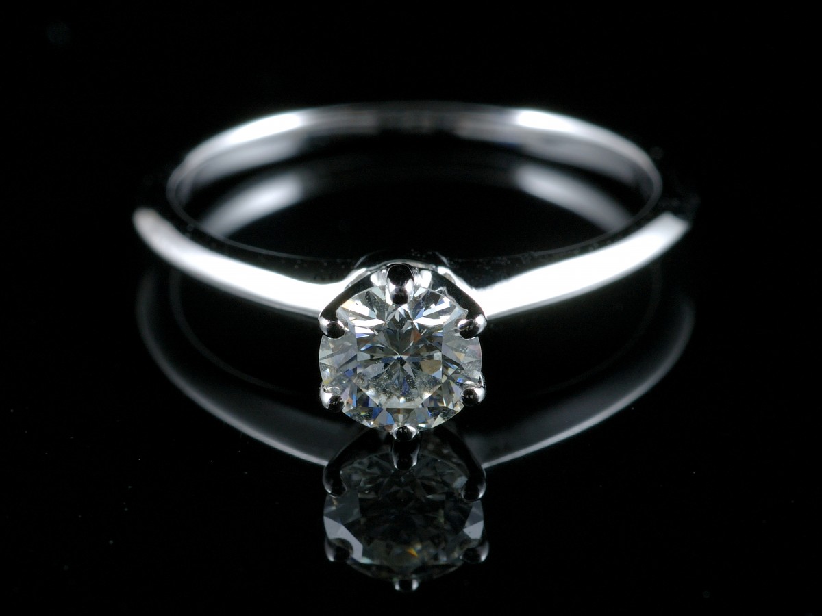 Diamond enagement ring